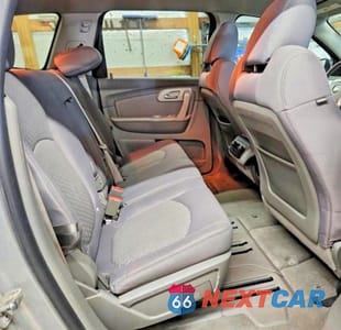 Zdjęcie 11 z 13 samochodu: 2012 CHEVROLET TRAVERSE LS VIN:1GNKVFED8CJ269071 - miniatura