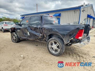 Drugie zdjęcie samochodu z przodu: 2021 RAM 1500 CLASSIC SLT VIN:1C6RR7LG1MS535726 - miniatura