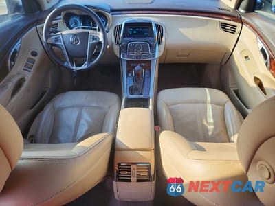 Zdjęcie 8 z 11 samochodu: 2011 BUICK LACROSSE CXL VIN:1G4GC5ED5BF271159 - miniatura