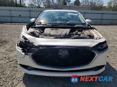 Piąte zdjęcie samochodu w środku: 2022 MAZDA 3 PREFERRED VIN:3MZBPACLXNM311792 - miniatura