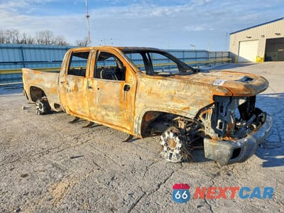 Czwarte zdjęcie samochodu z boku: 2024 CHEVROLET SILVERADO K2500 CUSTOM VIN:2GC4YME74R1198641 - miniatura