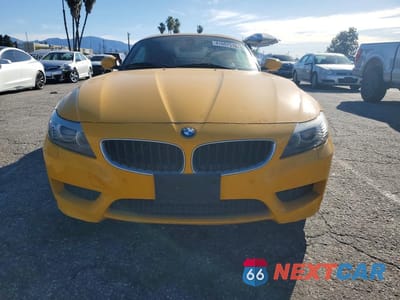 Piąte zdjęcie samochodu w środku: 2013 BMW Z4 VIN:WBALL5C50DE717268 - miniatura
