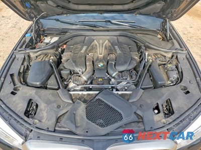 Zdjęcie 11 z 11 samochodu: 2018 BMW M550XI VIN:WBAJB9C5XJB049879 - miniatura