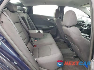 Zdjęcie 10 z 12 samochodu: 2017 CHEVROLET MALIBU LT VIN:1G1ZE5ST4HF249447 - miniatura