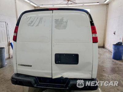 Zdjęcie 6 z 13 samochodu: 2020 CHEVY EXPRESS VIN:1GCWGAFG5L1264992 - miniatura