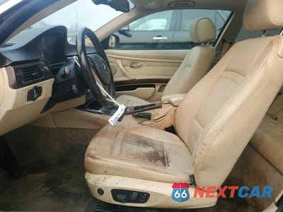 Zdjęcie 7 z 11 samochodu: 2010 BMW 328 XI VIN:WBAWC3C57AP470445 - miniatura