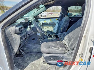 Zdjęcie 7 z 11 samochodu: 2025 FORD POLICE INTERC VIN:1FM5K8AB1SGB05490 - miniatura