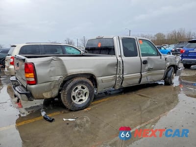 Trzecie zdjęcie samochodu z tyłu: 2001 CHEVROLET SILVERADO C1500 VIN:2GCEC19T411134838 - miniatura
