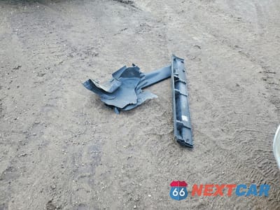 Zdjęcie 12 z 13 samochodu: 2012 MERCEDES-BENZ C 350 4MATIC VIN:WDDGF8JBXCA622721 - miniatura