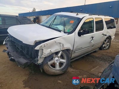 2012 CHEVROLET SUBURBAN K1500 LTZ 1GNSKKE71CR187552 - główne zdjęcie licytacji z USA - miniatura