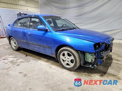 Czwarte zdjęcie samochodu z boku: 2005 HYUNDAI ELANTRA GLS VIN:KMHDN46D25U019911 - miniatura