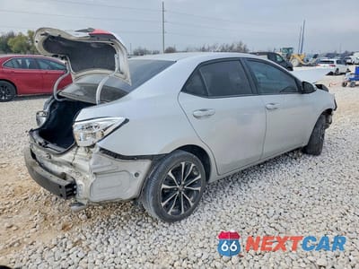 Trzecie zdjęcie samochodu z tyłu: 2019 TOYOTA COROLLA SE VIN:5YFBURHE7KP915700 - miniatura