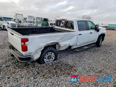 Trzecie zdjęcie samochodu z tyłu: 2025 CHEVROLET SILVERADO K3500 VIN:1GC4KSEYXSF234720 - miniatura