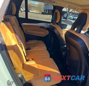 Zdjęcie 6 z 13 samochodu: 2016 VOLVO XC90 T5 VIN:YV4102XK2G1072214 - miniatura