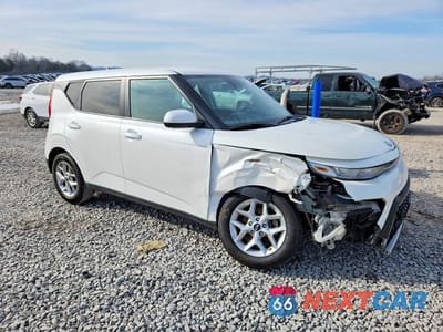 Czwarte zdjęcie samochodu z boku: 2021 KIA SOUL S VIN:KNDJ23AU5M7750878 - miniatura