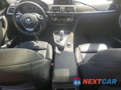 Zdjęcie 8 z 12 samochodu: 2017 BMW 330 I SPORT VIN:WBA8B9G50HNU49127 - miniatura