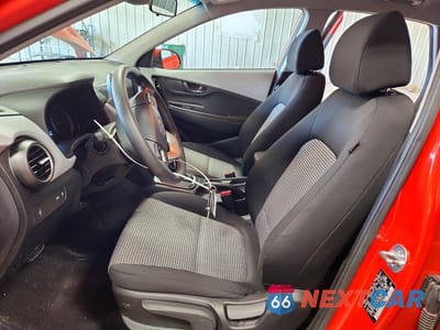 Zdjęcie 7 z 13 samochodu: 2019 HYUNDAI KONA SE VIN:KM8K12AA8KU375943 - miniatura