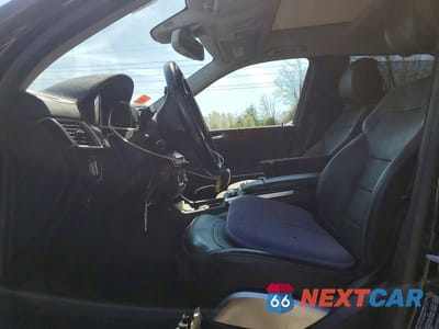 Zdjęcie 7 z 12 samochodu: 2015 MERCEDES-BENZ GL 550 4MATIC VIN:4JGDF7DE9FA499054 - miniatura