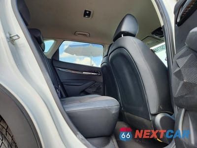 Zdjęcie 10 z 13 samochodu: 2023 KIA SELTOS S VIN:KNDEU2AAXP7374887 - miniatura