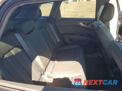 Zdjęcie 11 z 12 samochodu: 2024 AUDI Q4 E-TRON PRESTIGE VIN:WA1MUBFZ8RP048027 - miniatura