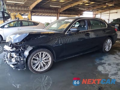 2024 BMW 330I 3MW69FF03R8E14738 - główne zdjęcie licytacji z USA - miniatura