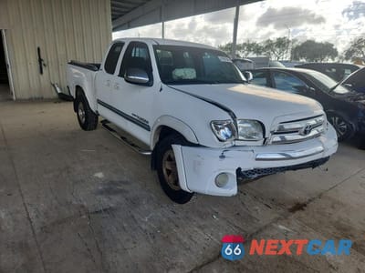 Czwarte zdjęcie samochodu z boku: 2006 TOYOTA TUNDRA SR5 VIN:5TBRU34136S478248 - miniatura