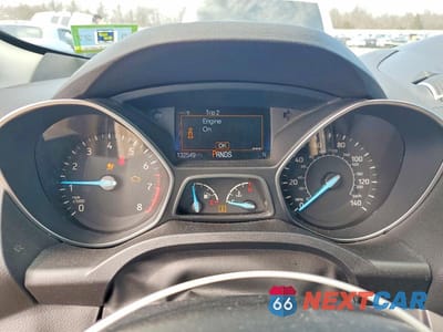 Zdjęcie 9 z 13 samochodu: 2017 FORD ESCAPE SE VIN:1FMCU9GD2HUA07580 - miniatura