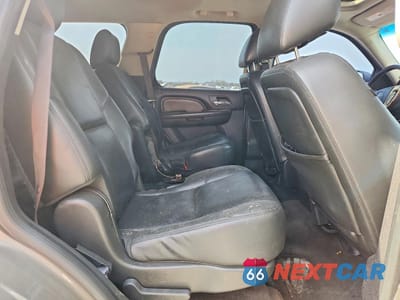 Zdjęcie 10 z 12 samochodu: 2012 GMC YUKON DENALI VIN:1GKS2EEF8CR262978 - miniatura