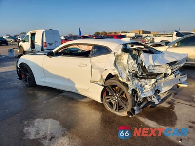 Drugie zdjęcie samochodu z przodu: 2018 CHEVROLET CAMARO SS VIN:1G1FH1R75J0138877 - miniatura