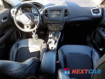 Zdjęcie 8 z 12 samochodu: 2019 JEEP COMPASS LATITUDE VIN:3C4NJDBB9KT835738 - miniatura