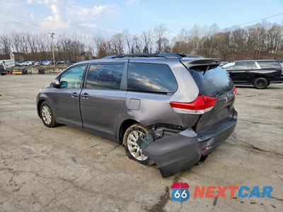 Drugie zdjęcie samochodu z przodu: 2013 TOYOTA SIENNA XLE 7-PASSENGER VIN:5TDDK3DCXDS060193 - miniatura