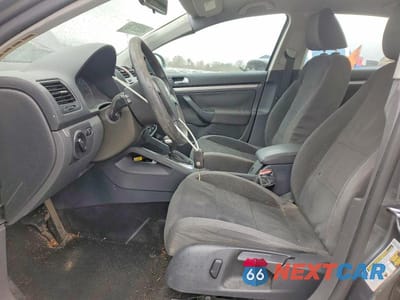 Zdjęcie 7 z 11 samochodu: 2009 VOLKSWAGEN JETTA S VIN:3VWJZ71K09M160437 - miniatura