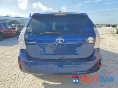 Zdjęcie 6 z 12 samochodu: 2013 TOYOTA PRIUS V TWO VIN:JTDZN3EU9D3219114 - miniatura