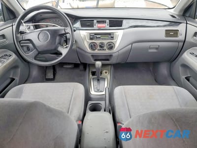 Zdjęcie 8 z 13 samochodu: 2004 MITSUBISHI LANCER ES VIN:JA3AJ26E04U050880 - miniatura