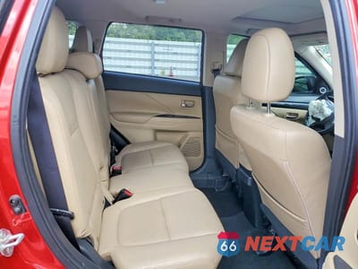 Zdjęcie 11 z 12 samochodu: 2017 MITSUBISHI OUTLANDER GT VIN:JA4JZ4AXXHZ012879 - miniatura