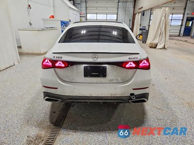 Zdjęcie 6 z 11 samochodu: 2026 MERCEDES-BENZ E 350 4MATIC VIN:W1KLF4HB4TA242965 - miniatura