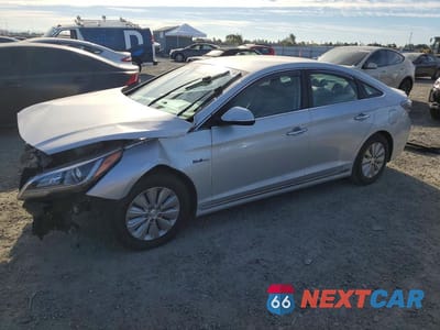 2016 HYUNDAI SONATA HYBRID SE KMHE24L12GA036641 - główne zdjęcie licytacji z USA - miniatura