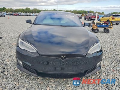 Piąte zdjęcie samochodu w środku: 2020 TESLA MODEL S VIN:5YJSA1E26LF412404 - miniatura