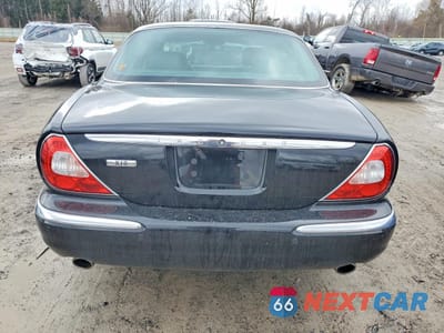 Zdjęcie 6 z 12 samochodu: 2004 JAGUAR XJ8 VIN:SAJWA71C24SG29783 - miniatura