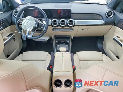 Zdjęcie 8 z 13 samochodu: 2023 MERCEDES-BENZ EQB 300 4MATIC VIN:W1N9M0KB5PN049338 - miniatura