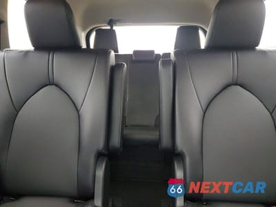 Zdjęcie 10 z 12 samochodu: 2024 TOYOTA GRAND HIGHLANDER XLE VIN:5TDAAAB5XRS054030 - miniatura