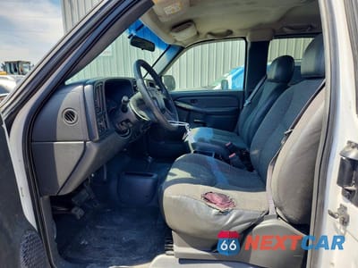 Zdjęcie 7 z 11 samochodu: 2003 CHEVROLET SILVERADO K2500 HEAVY DUTY VIN:1GCHK29U93E170167 - miniatura