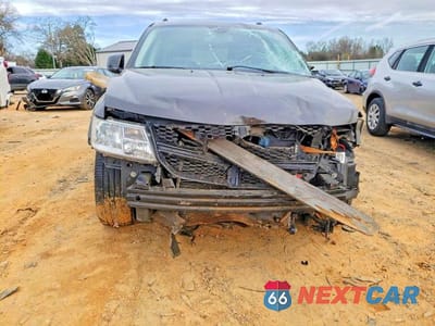 Piąte zdjęcie samochodu w środku: 2018 DODGE JOURNEY CROSSROAD VIN:3C4PDDGG4JT197207 - miniatura