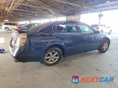 Trzecie zdjęcie samochodu z tyłu: 2005 NISSAN ALTIMA 2.5 VIN:1N4AL11D75C125382 - miniatura