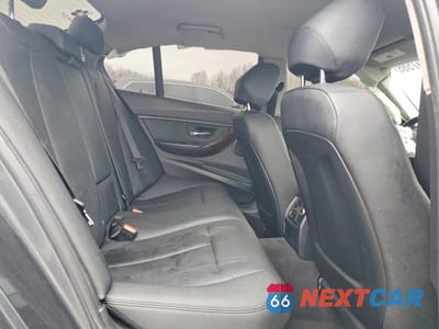 Zdjęcie 10 z 12 samochodu: 2016 BMW 320 XI VIN:WBA8E5G5XGNT41032 - miniatura