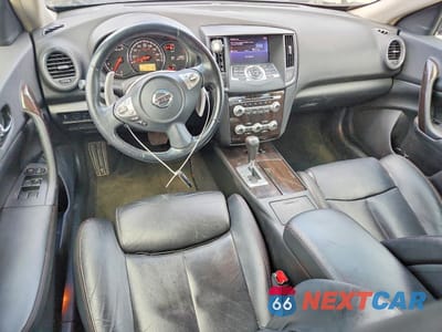 Zdjęcie 8 z 12 samochodu: 2013 NISS MAXIMA VIN:1N4AA5AP4DC814253 - miniatura