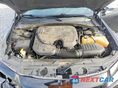 Zdjęcie 11 z 12 samochodu: 2016 CHRYSLER 300C VIN:2C3CCAEG5GH357975 - miniatura