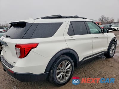 Trzecie zdjęcie samochodu z tyłu: 2023 FORD EXPLORER XLT VIN:1FMSK8DH7PGA47265 - miniatura