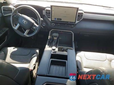 Zdjęcie 8 z 12 samochodu: 2024 TOYOTA TUNDRA LIMITED HV VIN:5TFJC5DBXRX066158 - miniatura