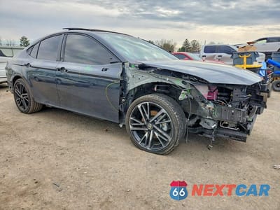 Czwarte zdjęcie samochodu z boku: 2025 TOYOTA CAMRY XSE VIN:4T1DBADK4SU000961 - miniatura